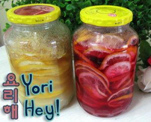 Lemon Honey tea in jars